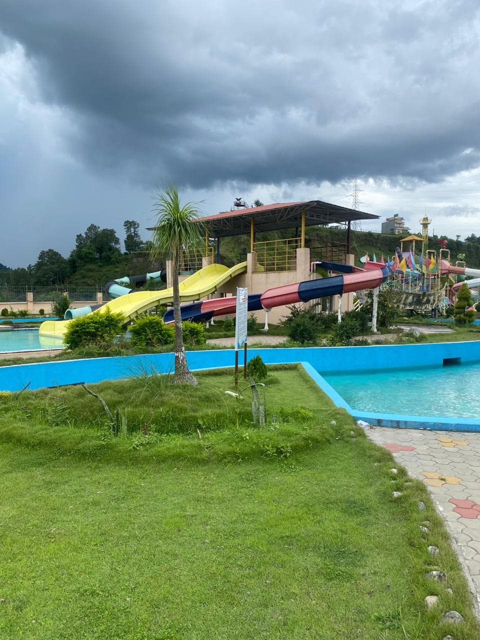 Dry Park or Amusement Park Zone 4
